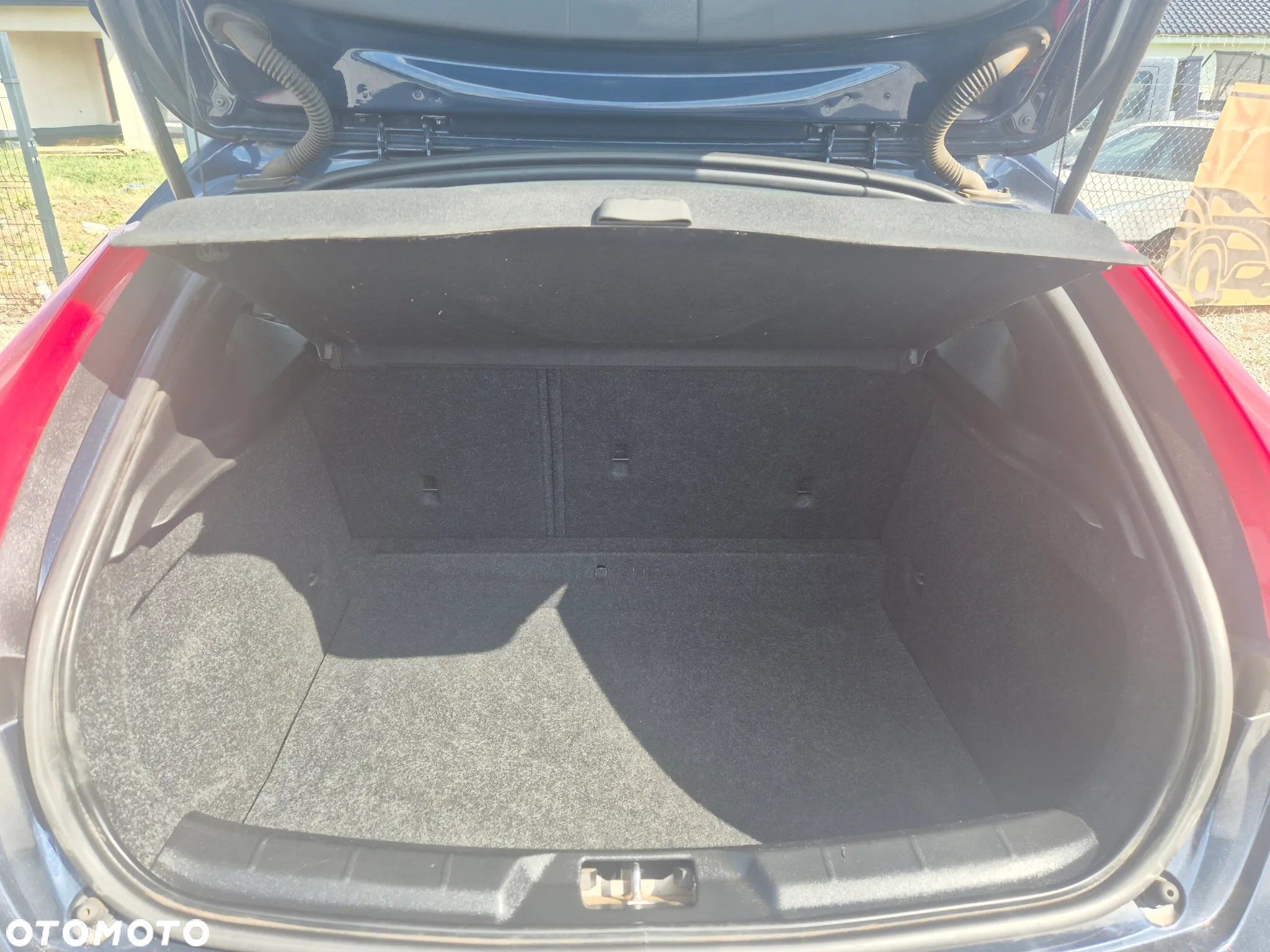 Volvo V40 D2 Momentum - 14