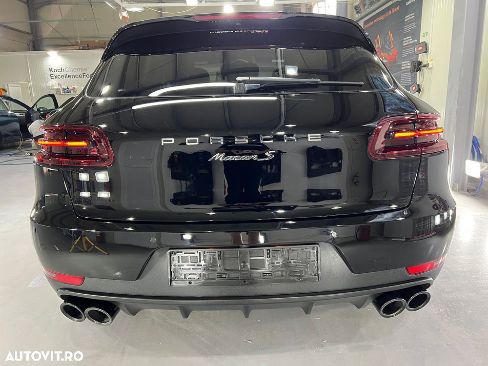Porsche Macan - 3