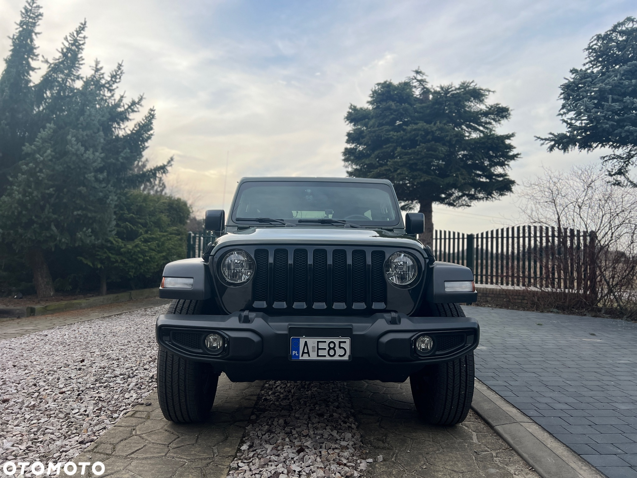 Jeep Wrangler - 10