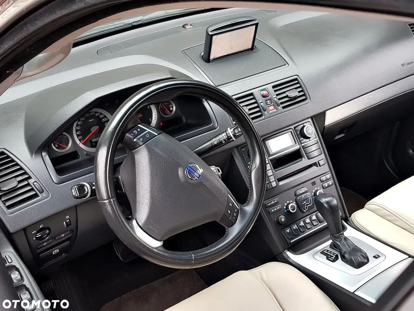 Volvo XC 90 D5 AWD R-Design - 7