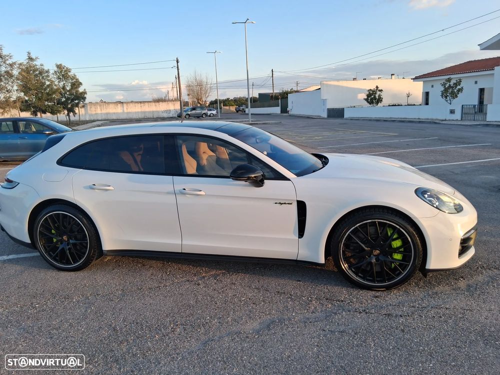 Porsche Panamera Sport Turismo 4S E-Hybrid - 5