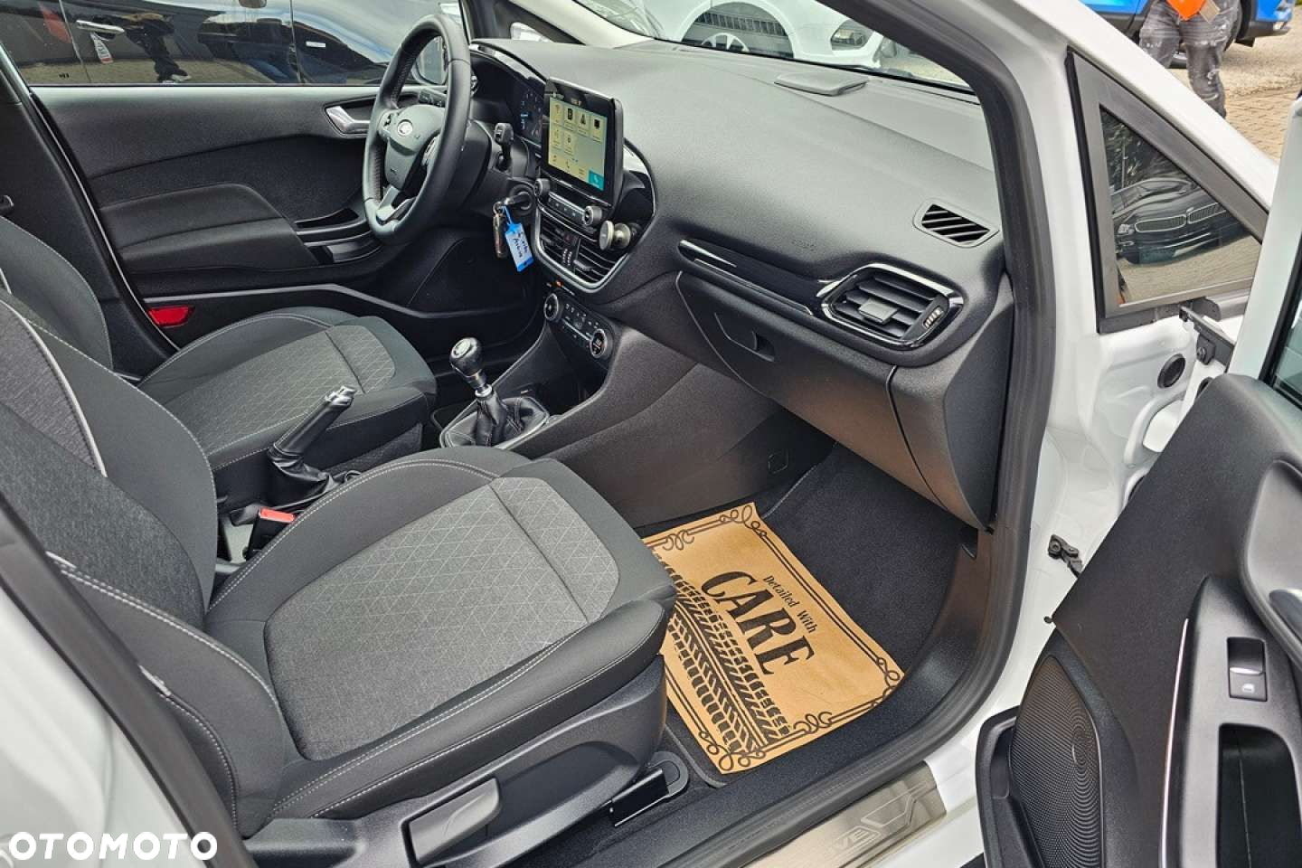 Ford Fiesta - 19