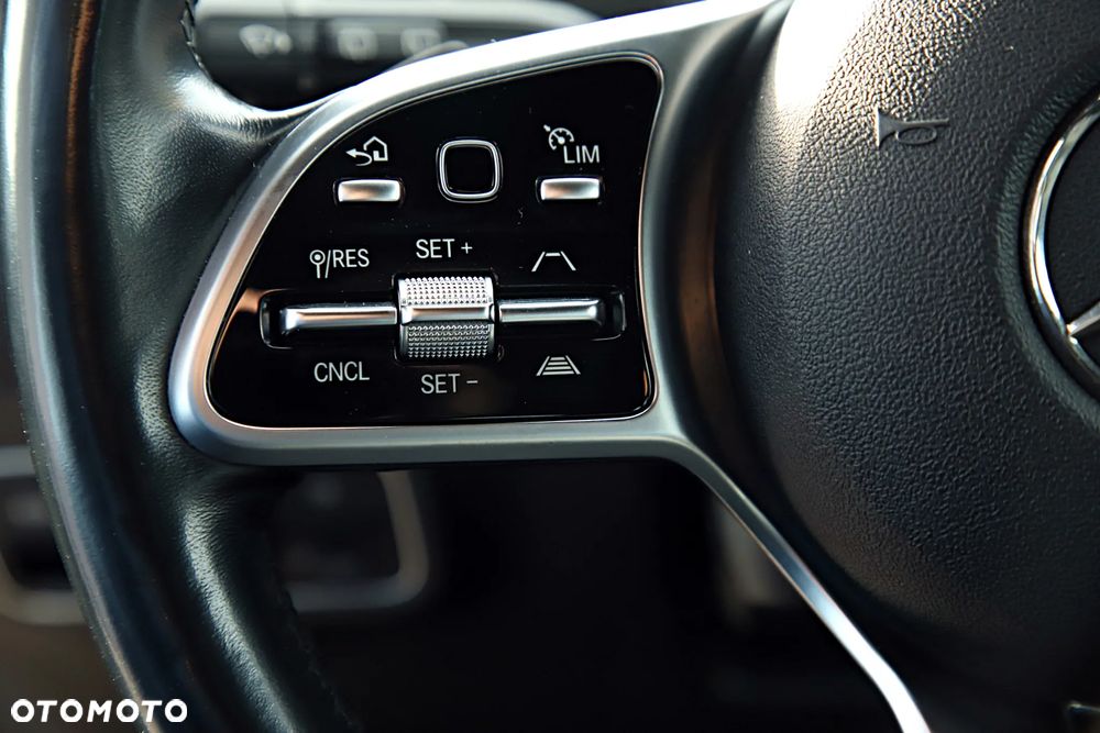 Mercedes-Benz GLA 200 Style - 37