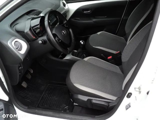 Toyota Aygo - 11