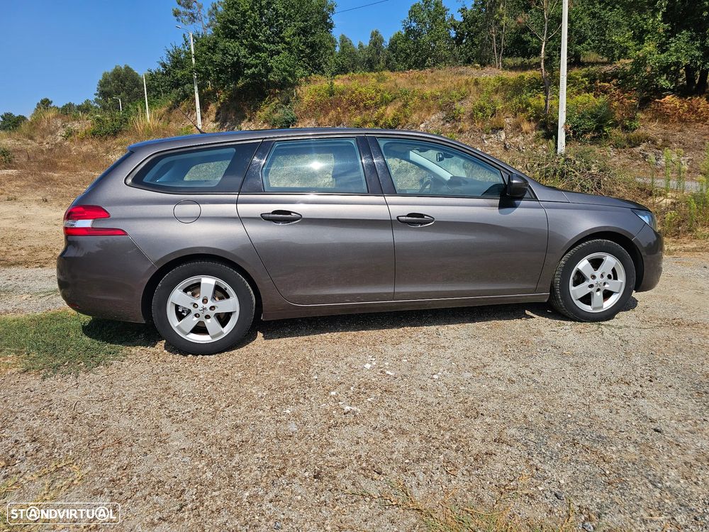 Peugeot 308 SW - 6