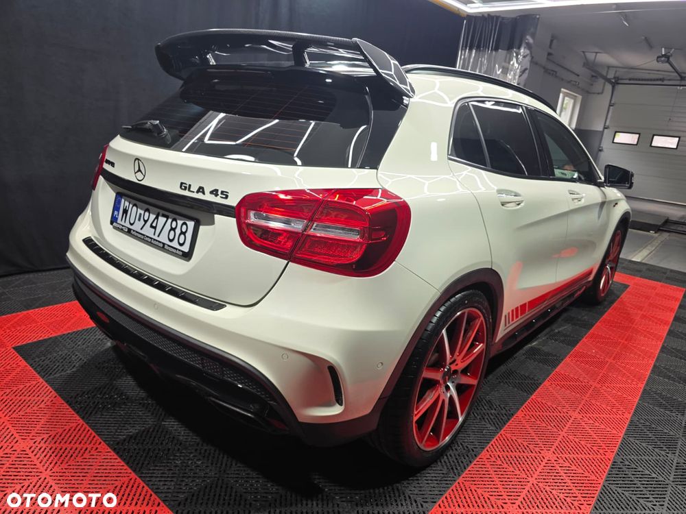 Mercedes-Benz GLA AMG 45 4Matic AMG Speedshift 7G-DCT - 7