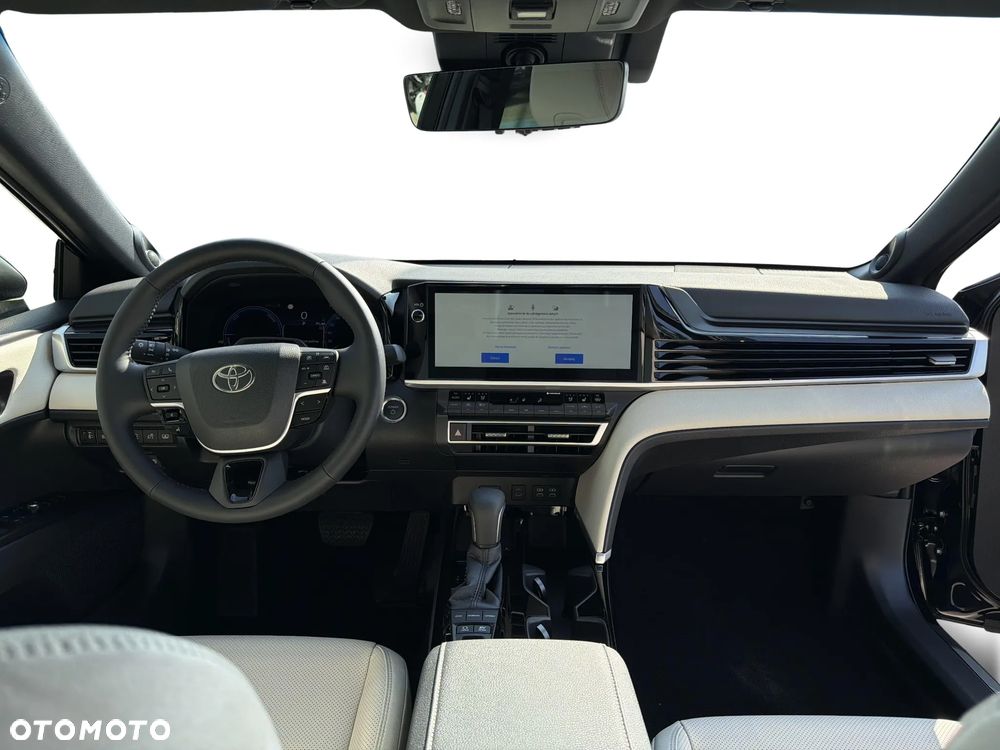 Toyota Camry 2.5 Hybrid Dynamic Force Executive e-CVT - 12