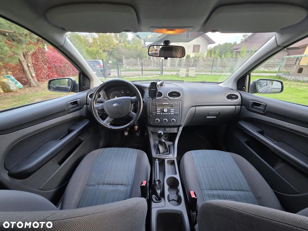 Ford Focus - 16