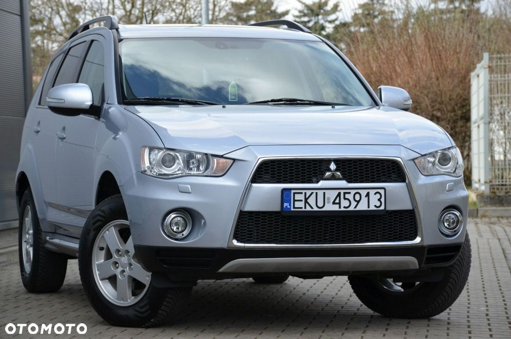 Mitsubishi Outlander - 15