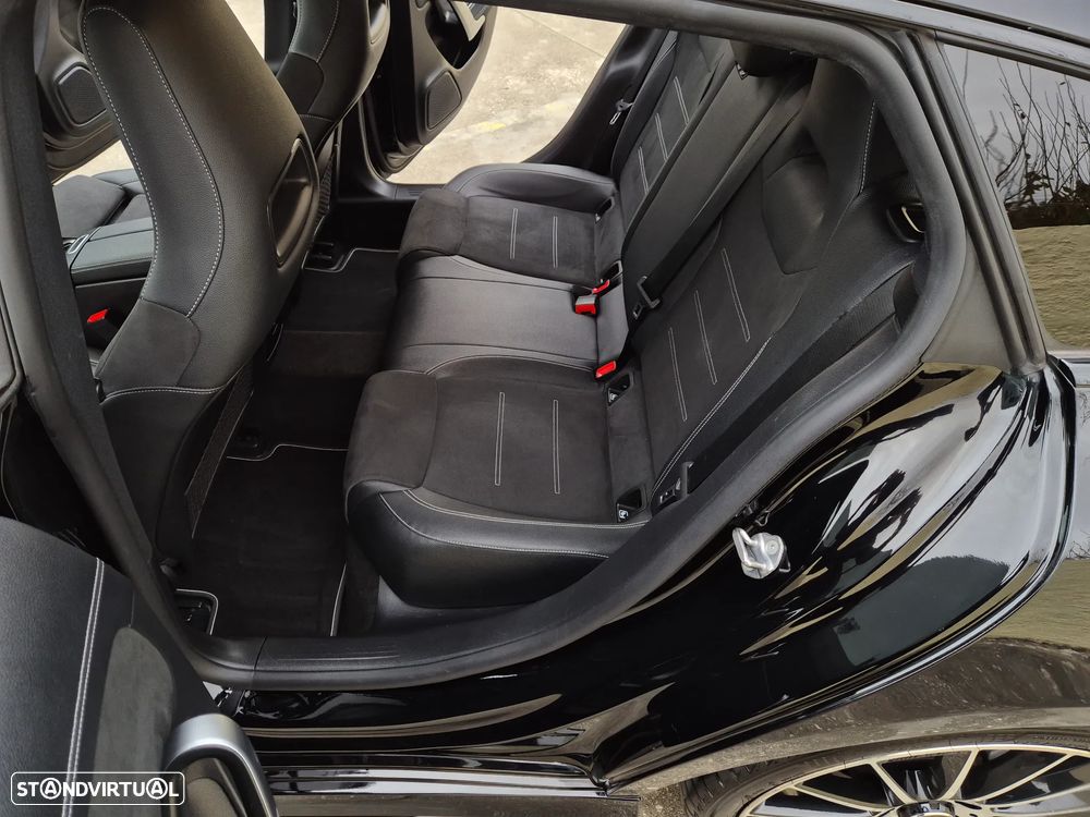 Mercedes-Benz CLA 200 d Shooting Brake AMG Line Aut. - 46