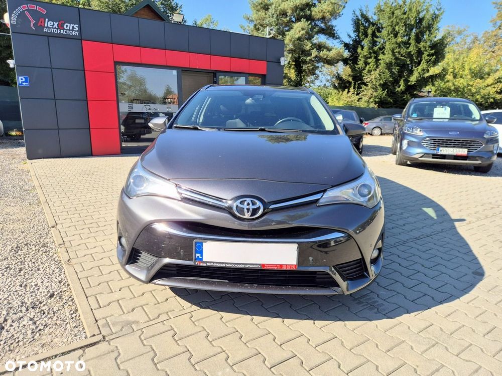 Toyota Avensis 2.0 D-4D Prestige - 4