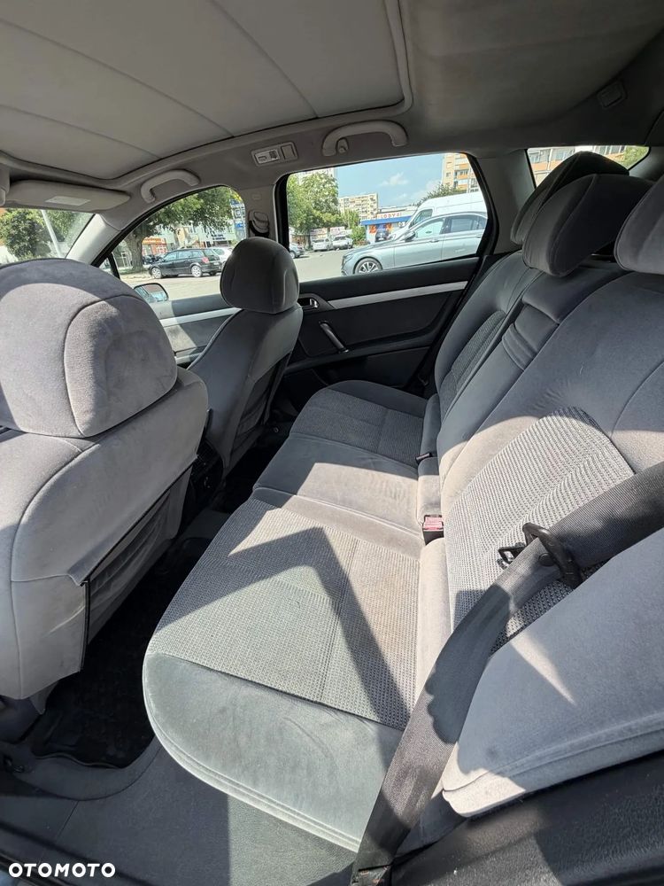 Peugeot 407 2.0 HDI ST Sport EU4 - 10