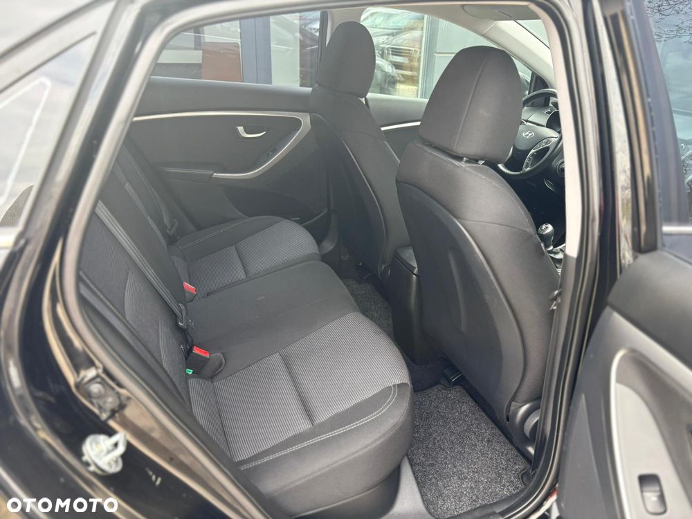 Hyundai i30 1.6 GDI Classic - 10