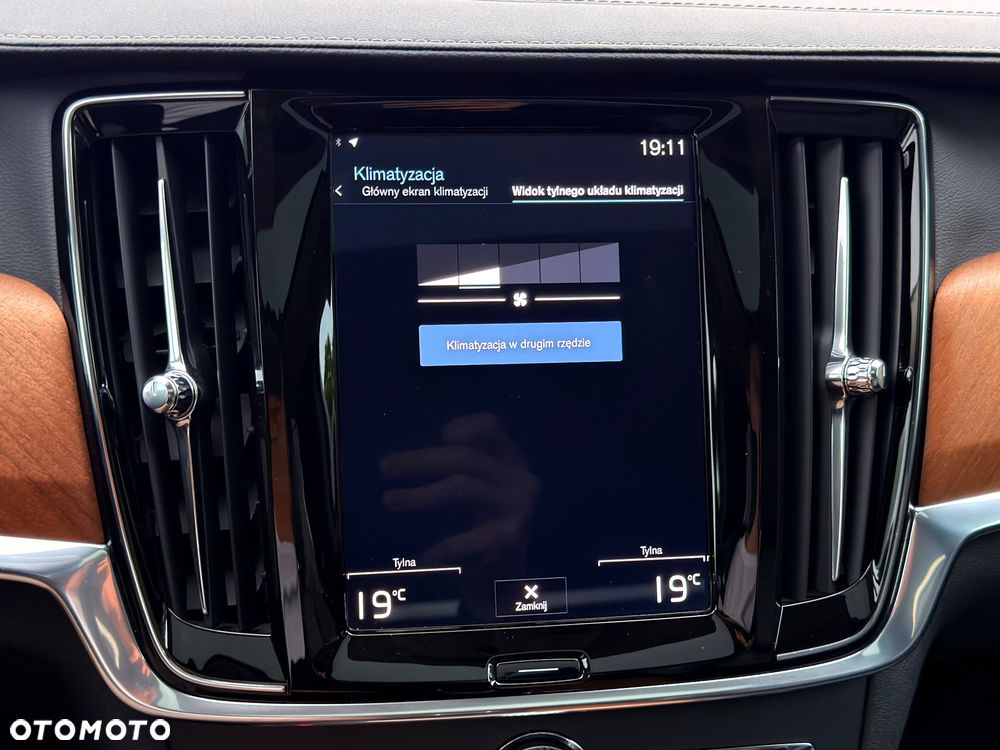Volvo S90 D5 SCR AWD Inscription - 32