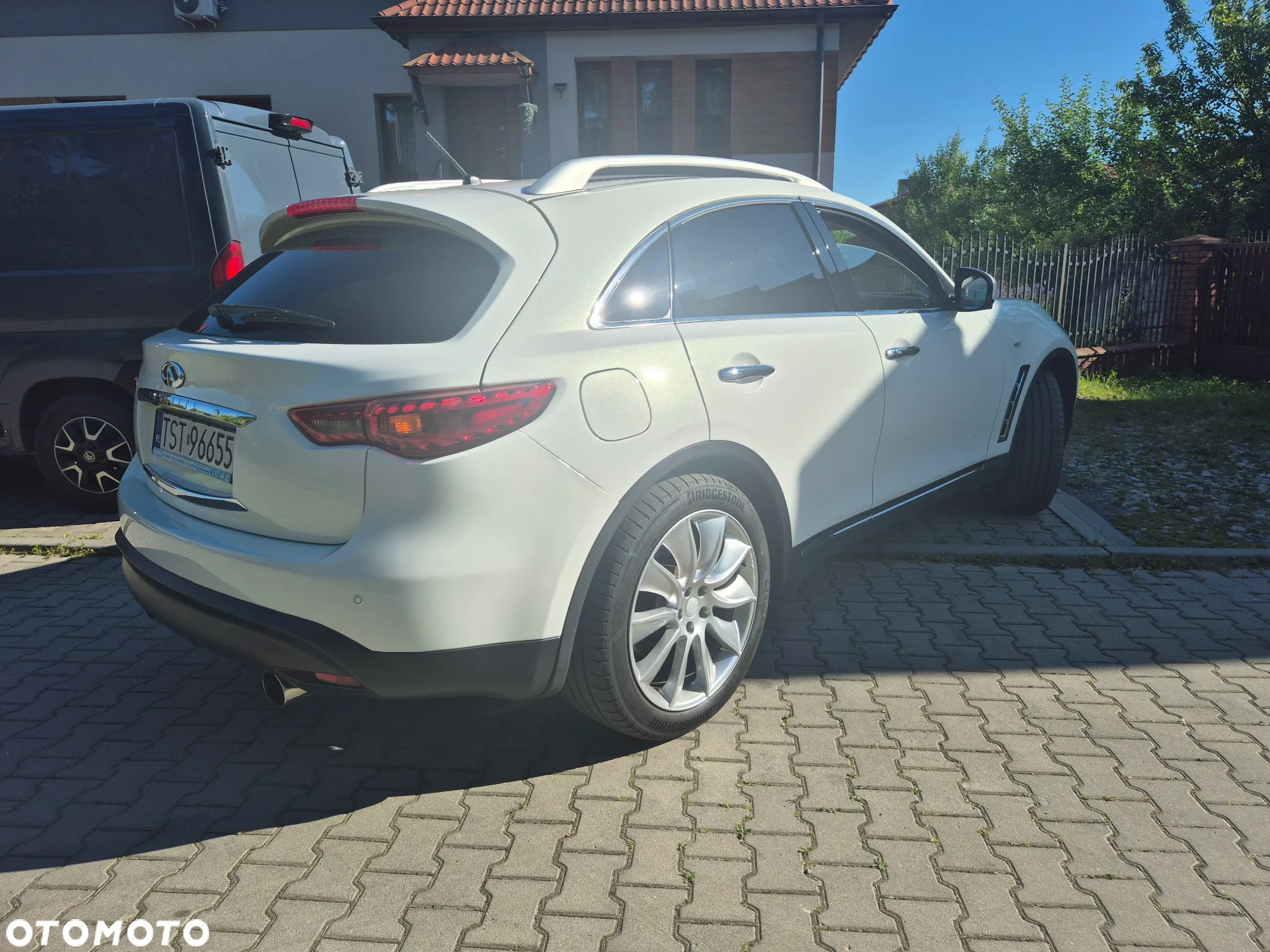Infiniti FX FX30d AWD GT - 4