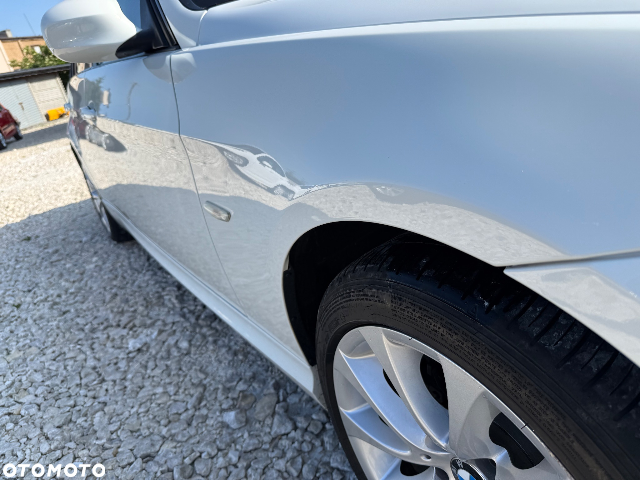 BMW Seria 3 318d DPF Touring Edition Exclusive - 12