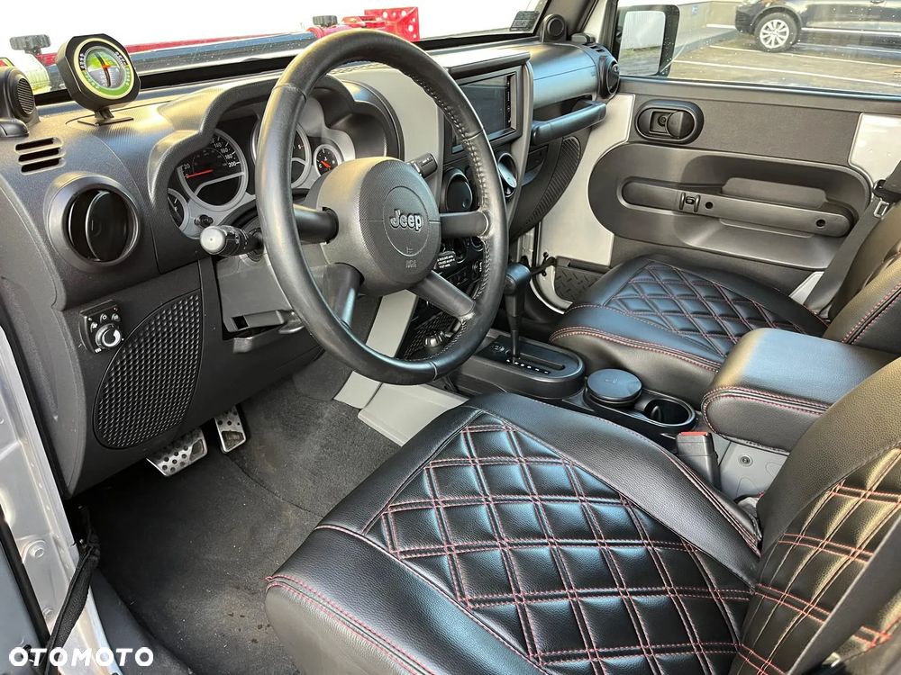 Jeep Wrangler Unlimited 2.8 CRD Rubicon - 10