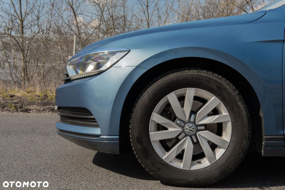 Volkswagen Passat - 29