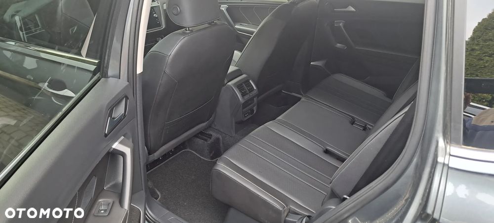 Volkswagen Tiguan - 11