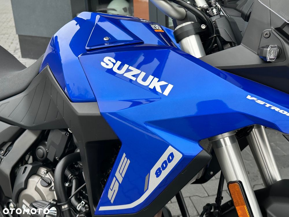 Suzuki V-STROM - 18