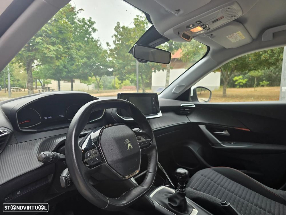 Peugeot 2008 PureTech 130 Active Pack - 21