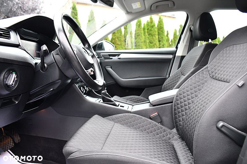 Skoda Superb 1.5 TSI DSG Style - 10