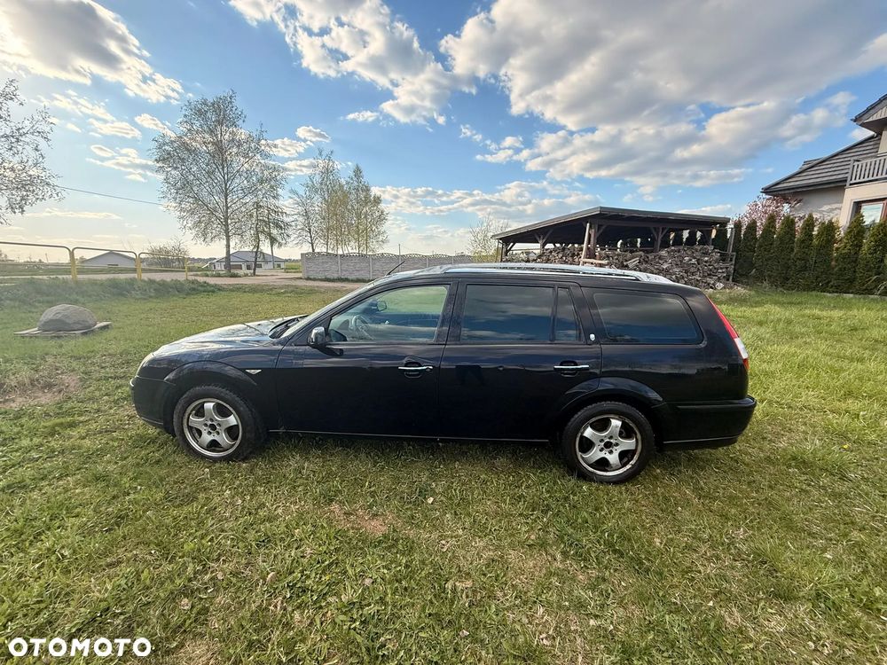 Ford Mondeo 2.0 Ghia - 2