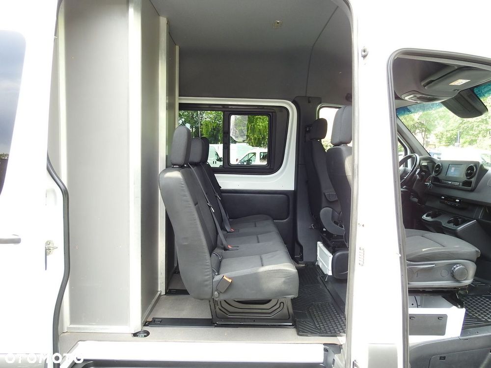 Mercedes-Benz SPRINTER FURGON BRYGADÓWKA  5 MIEJSC TEMPOMAT NAWIGACJA KLIMATYZACJA AUTOMAT   160KM - 36