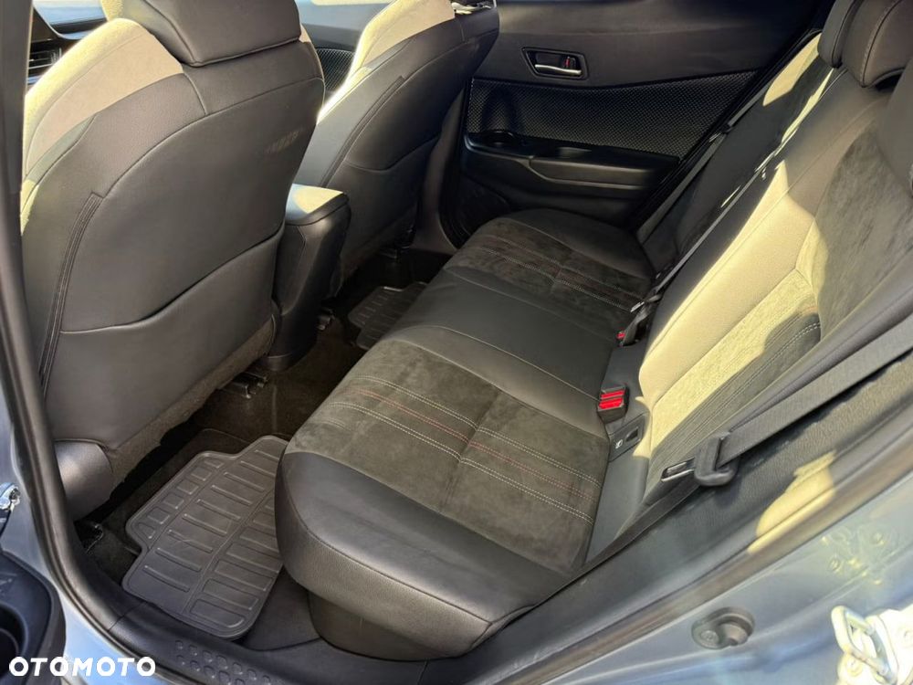 Toyota C-HR 1.8 Hybrid Prestige - 22