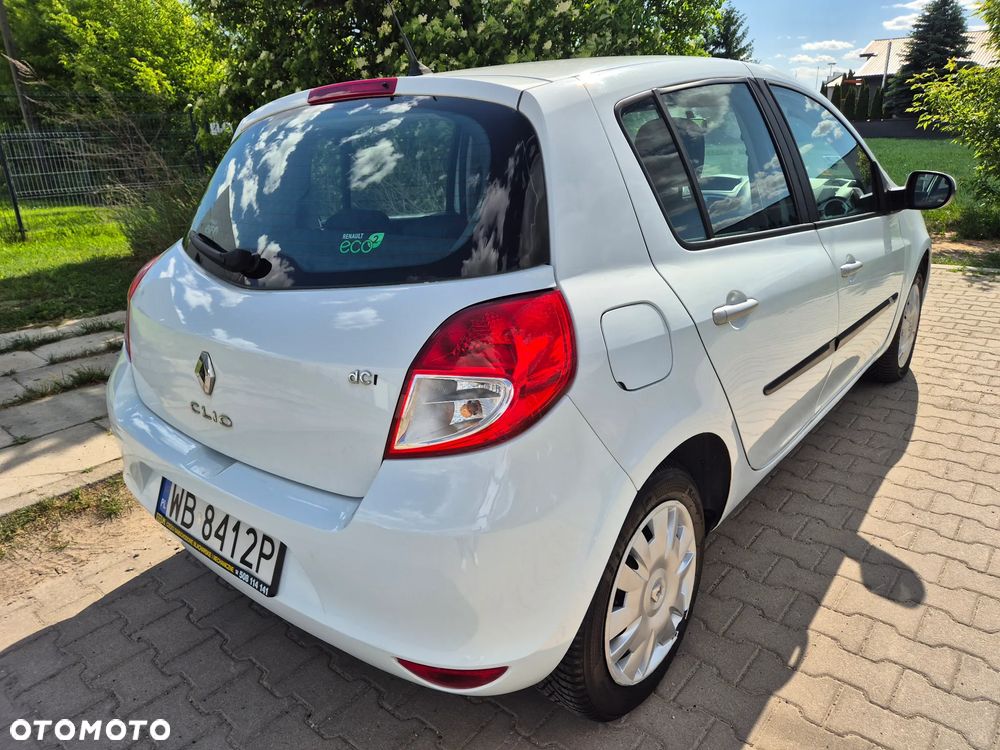 Renault Clio 1.5 dCi Authentique - 10
