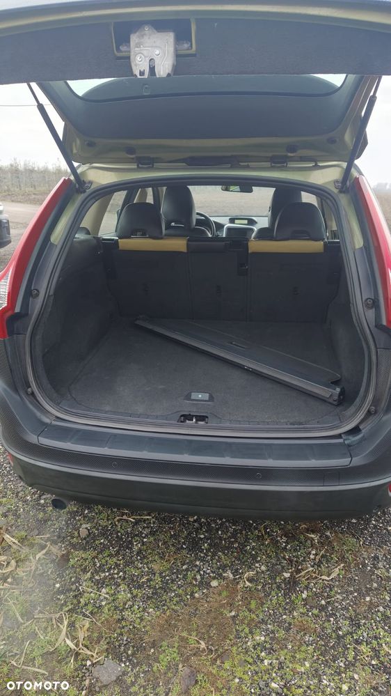 Volvo XC 60 2.4D Summum - 13
