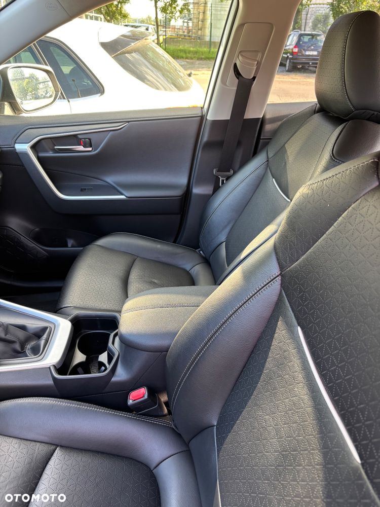 Toyota RAV4 2.0 Comfort 4x4 - 13