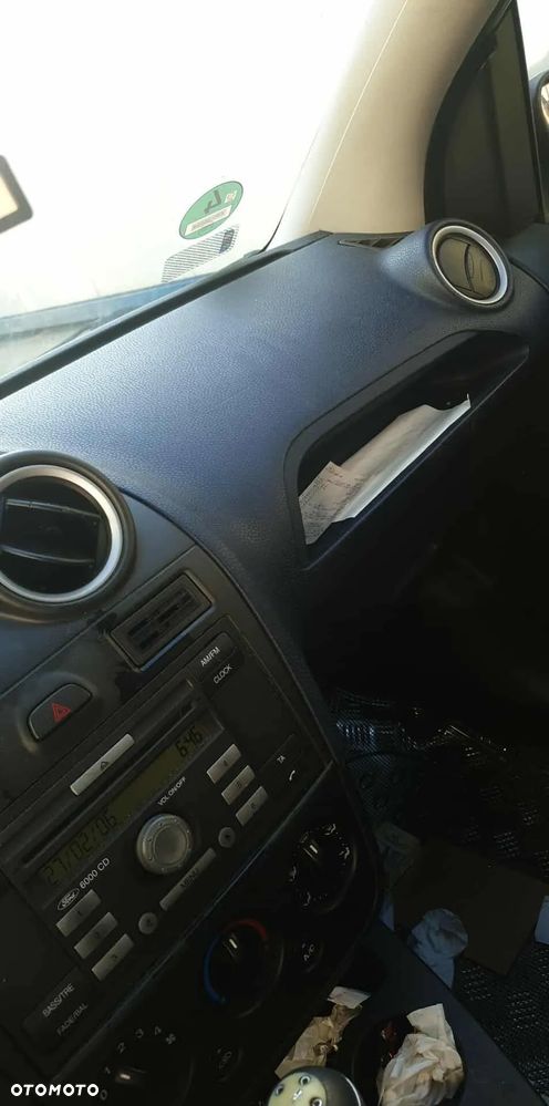 Ford Fiesta 1.4 TDCi - 4