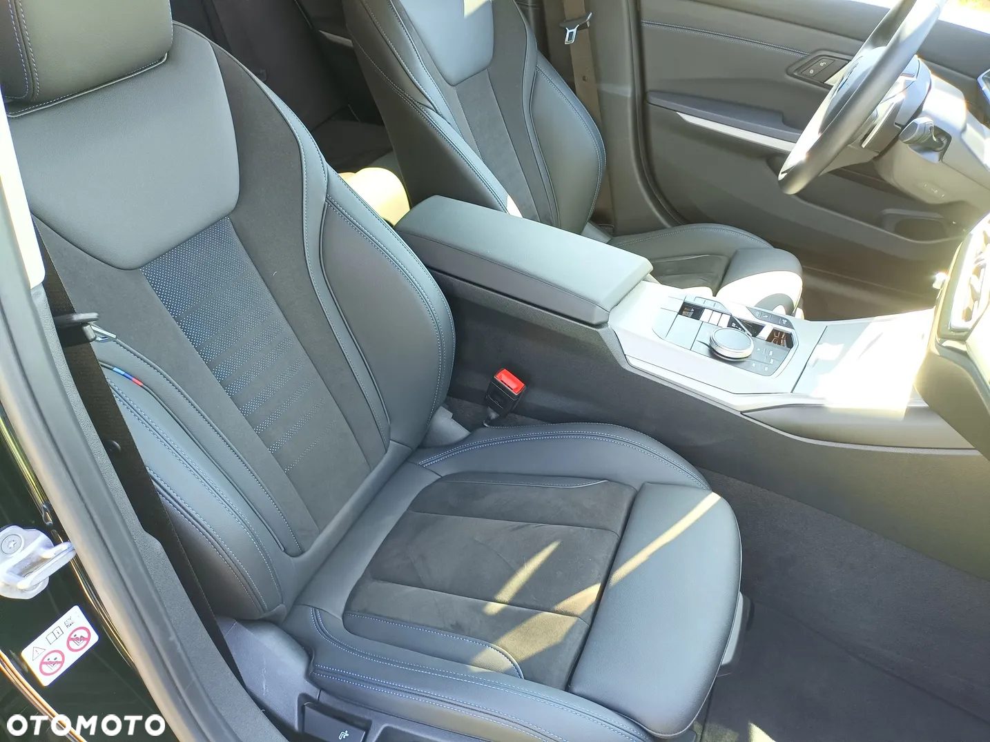 BMW Seria 3 318i Touring Sport Line - 28