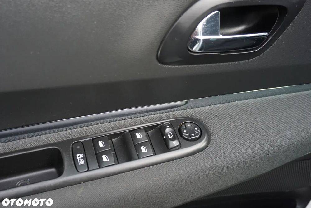 Peugeot 5008 1.6 Active 7os - 20