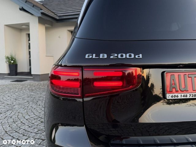 Mercedes-Benz GLB 200 d 8G-DCT Edition AMG Line - 13