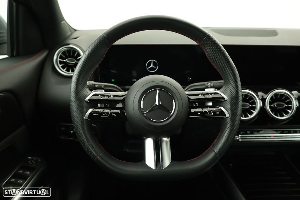 Mercedes-Benz GLA 250 e - 15