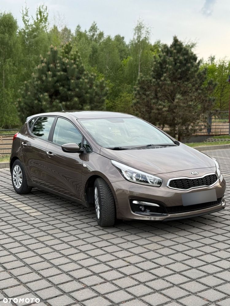 Kia Ceed 1.4 L Business Line - 4