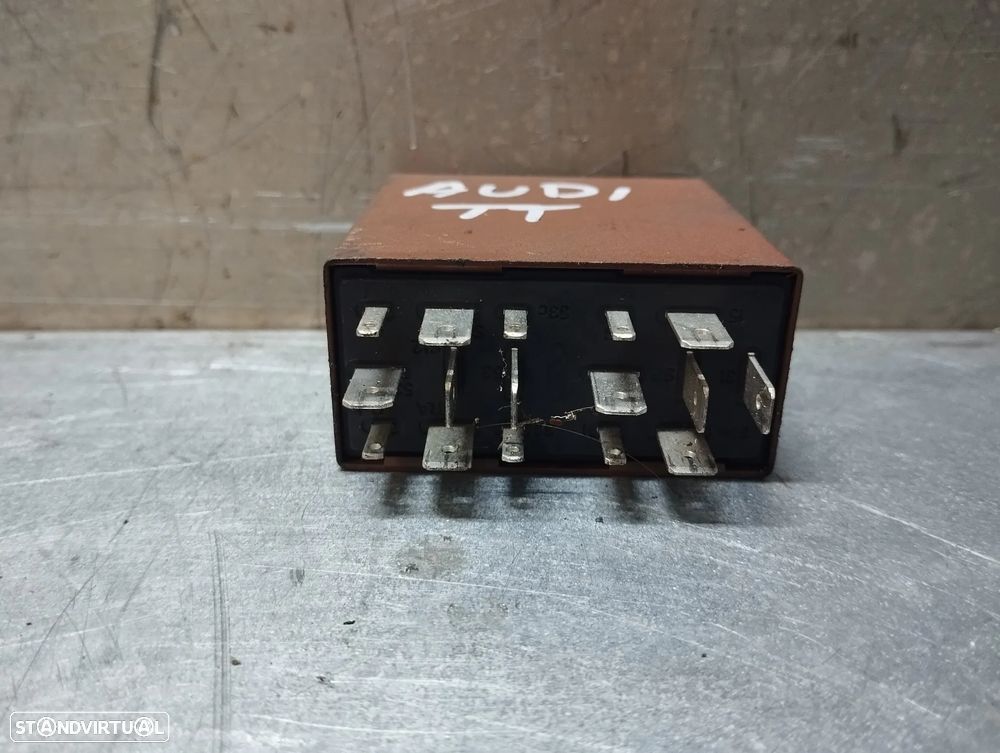 RELÉ / MODULO DO LIMPA VIDROS AUDI TT REF: 8N0955531B 601 - 3