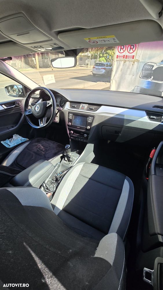 Skoda RAPID 1.0 TSI Style - 5