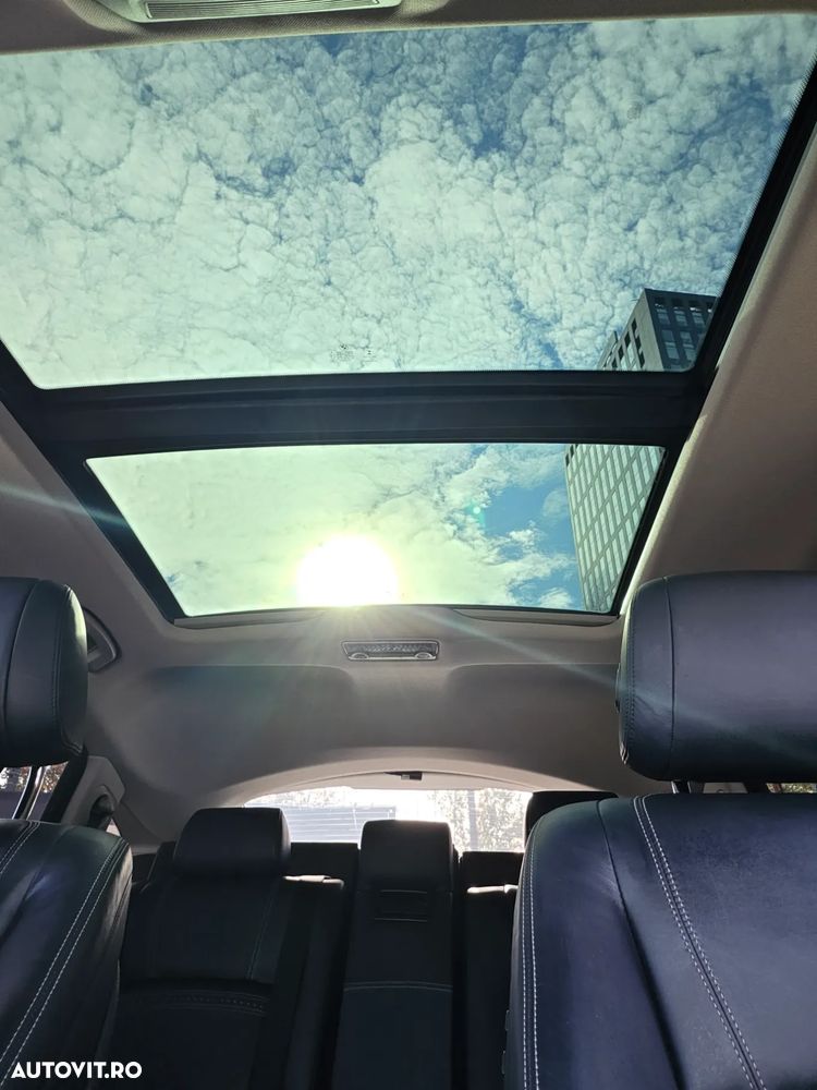 BMW Seria 5 520d Aut. Luxury Line - 34