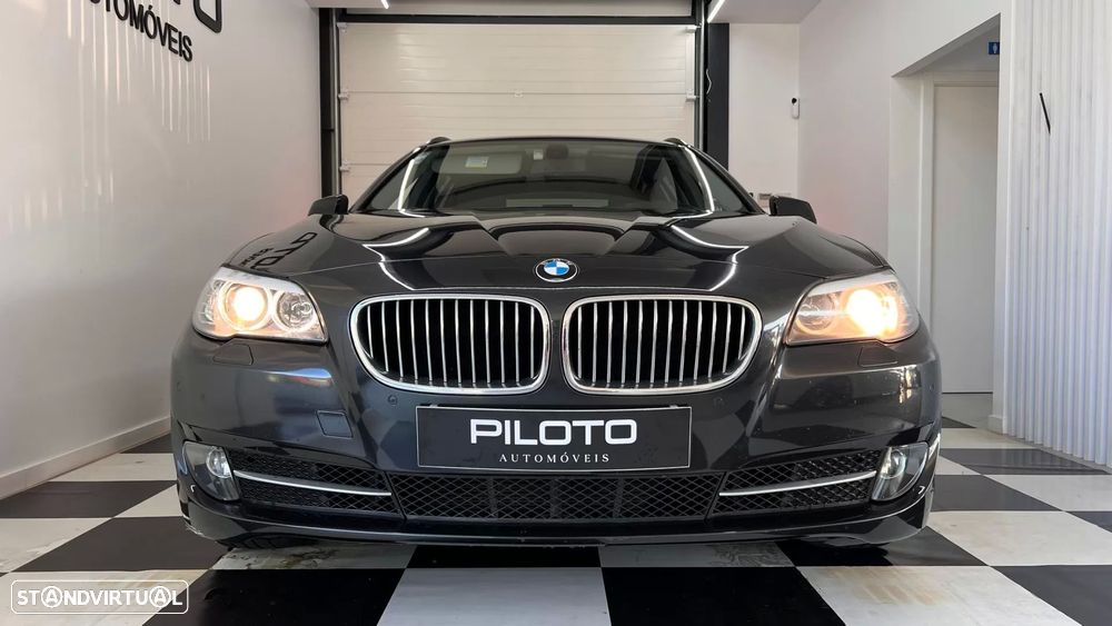 BMW 520 d Line Luxury Auto - 2