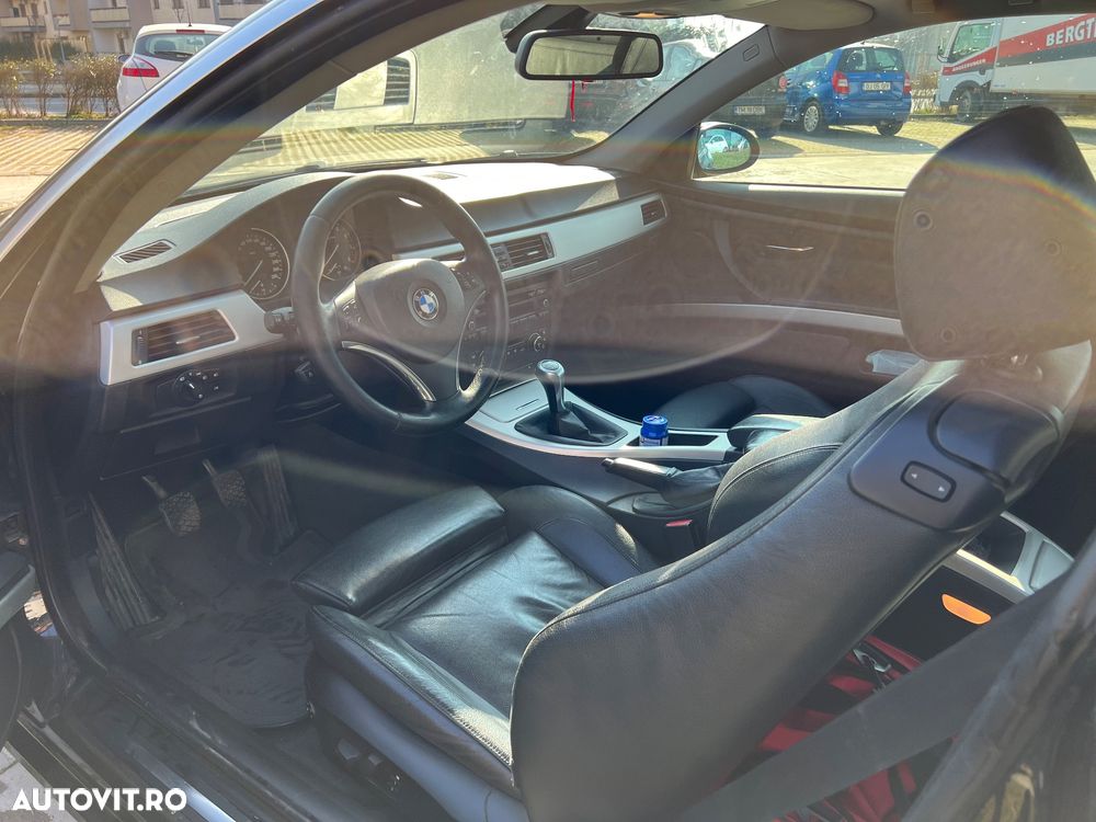 BMW Seria 3 330Ci - 8
