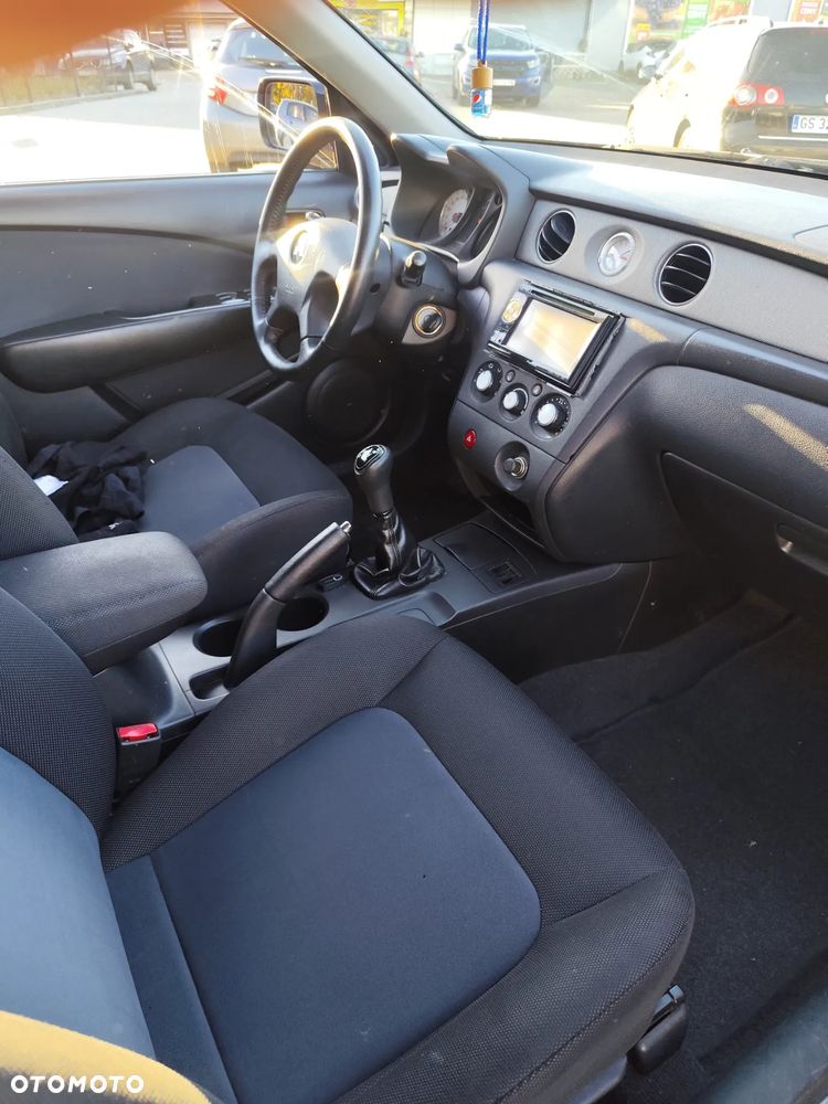 Mitsubishi Outlander - 20