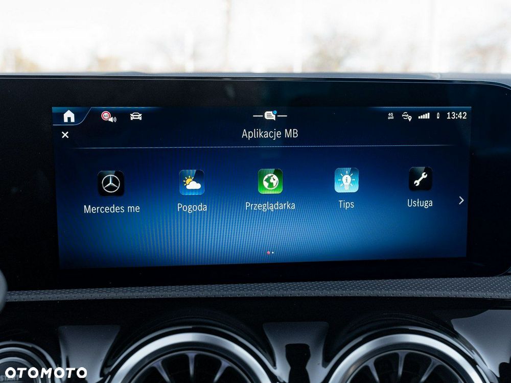 Mercedes-Benz CLA - 21