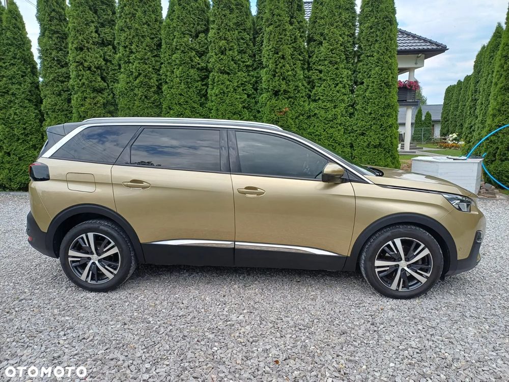 Peugeot 5008 - 5