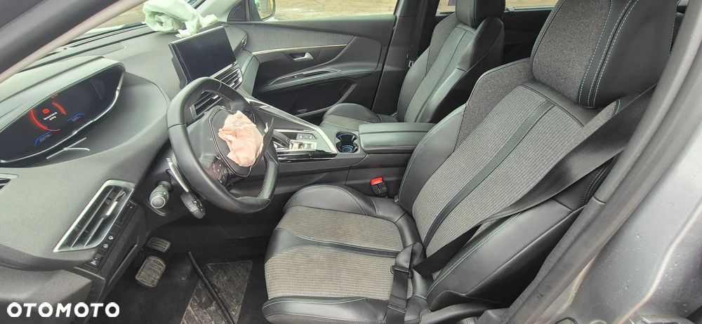 Peugeot 5008 - 16