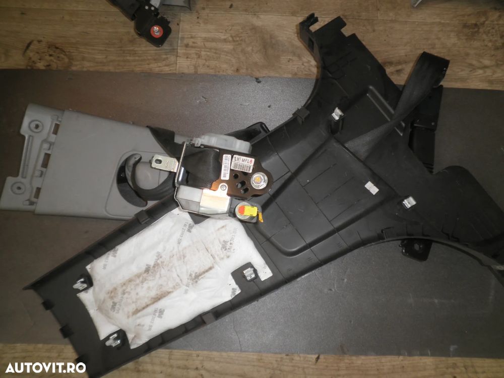 Centura stanga / dreapta fata Ssangyong Tivoli 74602-35100 74601-35100 - 5