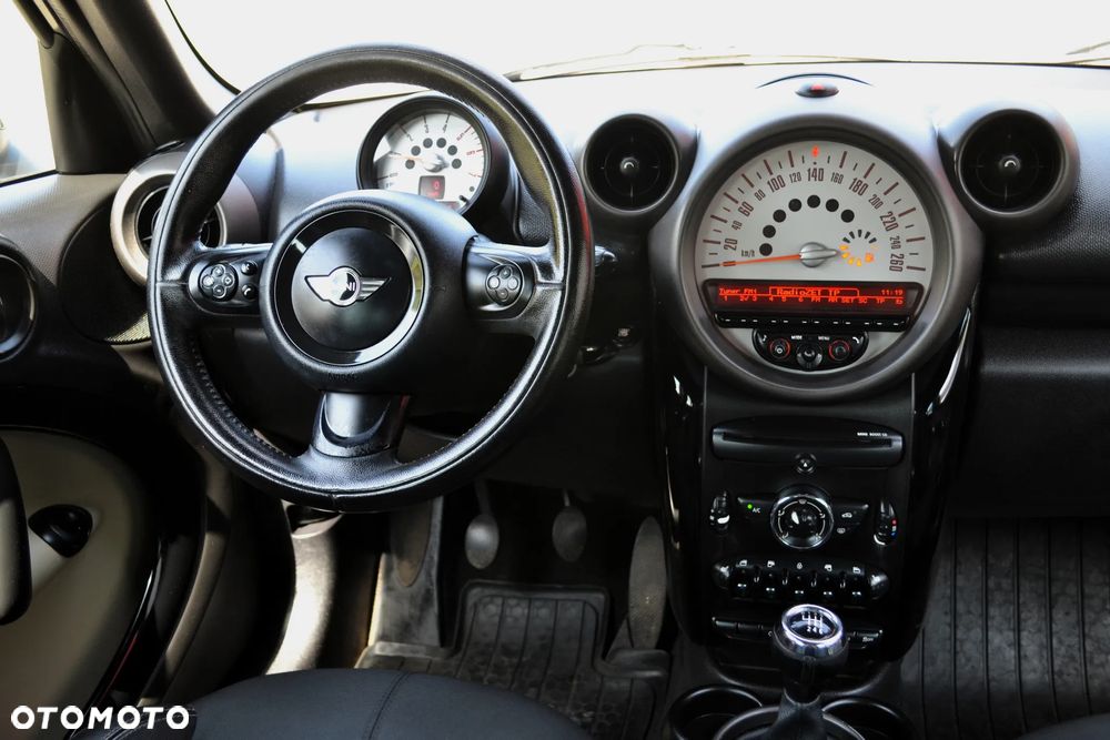 MINI Countryman Cooper D ALL4 - 9