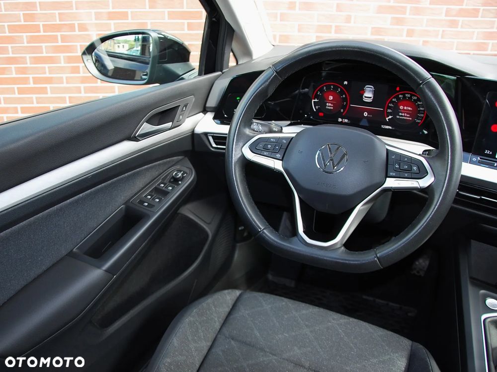 Volkswagen Golf 1.5 TSI EVO Life - 27